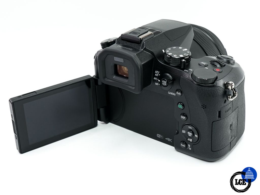 Panasonic FZ2000