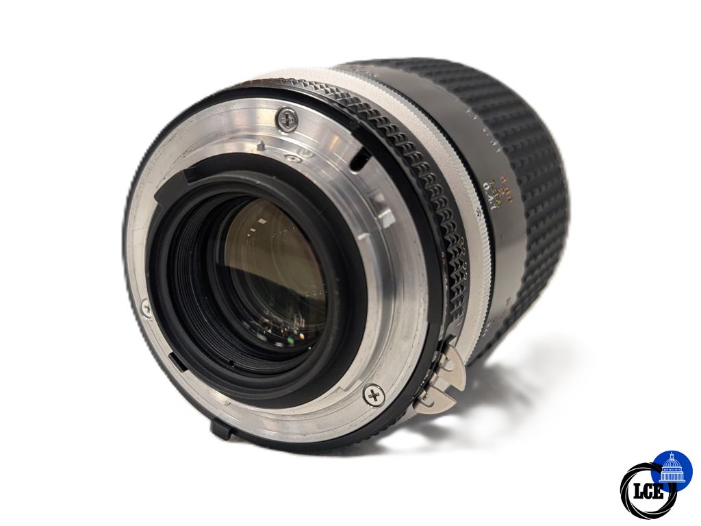 Nikon Micro-Nikkor 105mm F2.8 Ai/s 