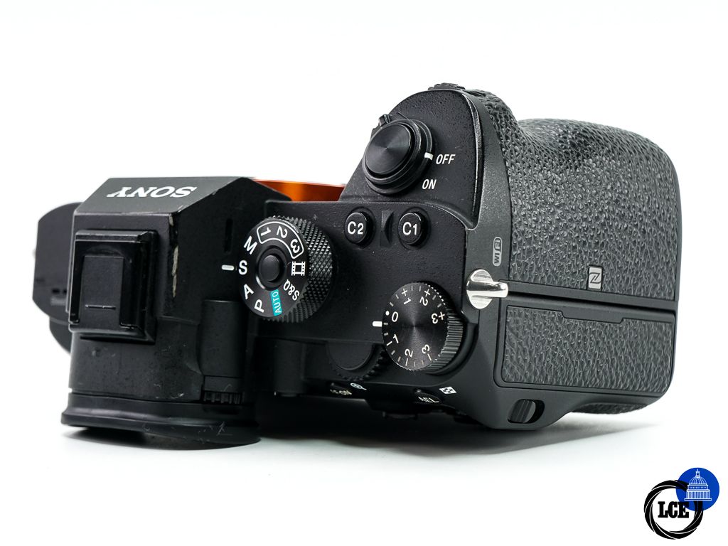 Sony A7R III Body