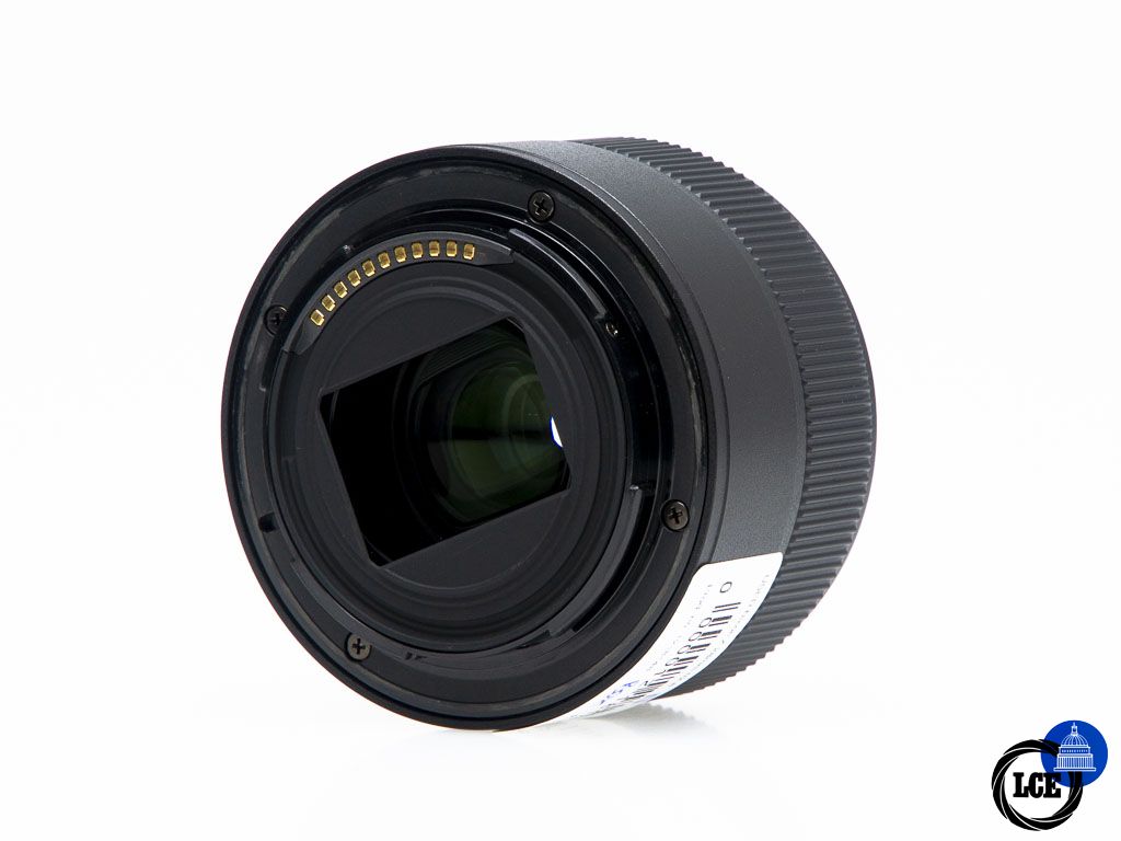 Nikon Z 28mm f/2.8  