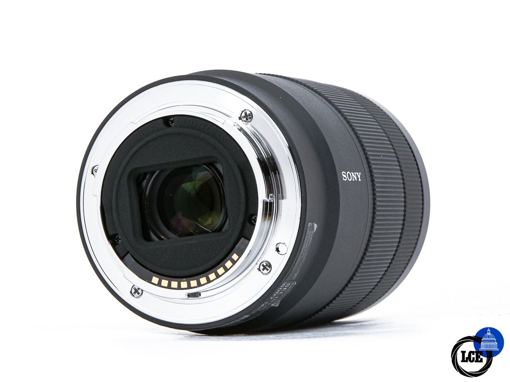 Sony E 18-135mm f3.5-5.6 OSS