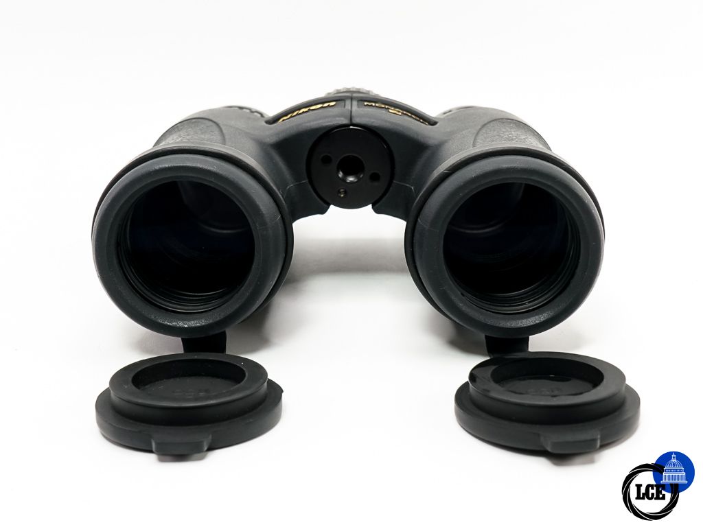 Nikon Monarch 7 8x30 