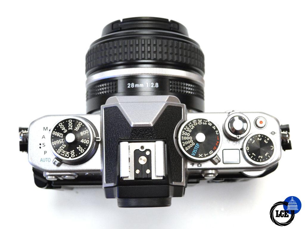 Nikon ZFC + 28mm F2.8 SE
