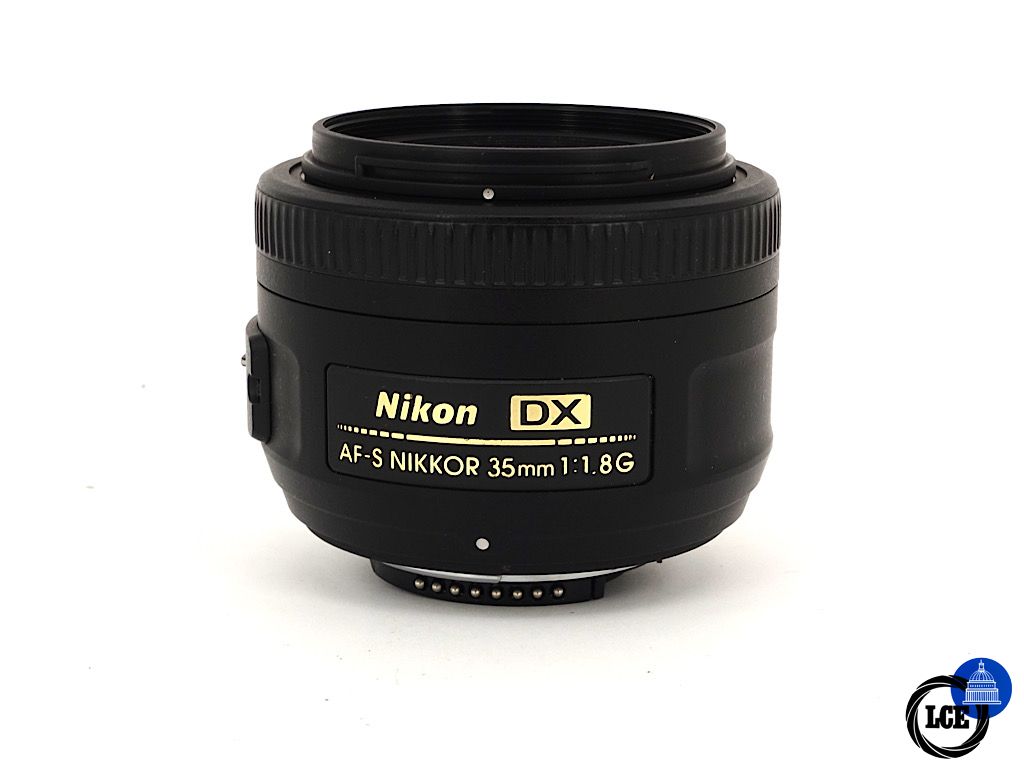 Nikon AF-S 35mm F1.8 G DX | 4*