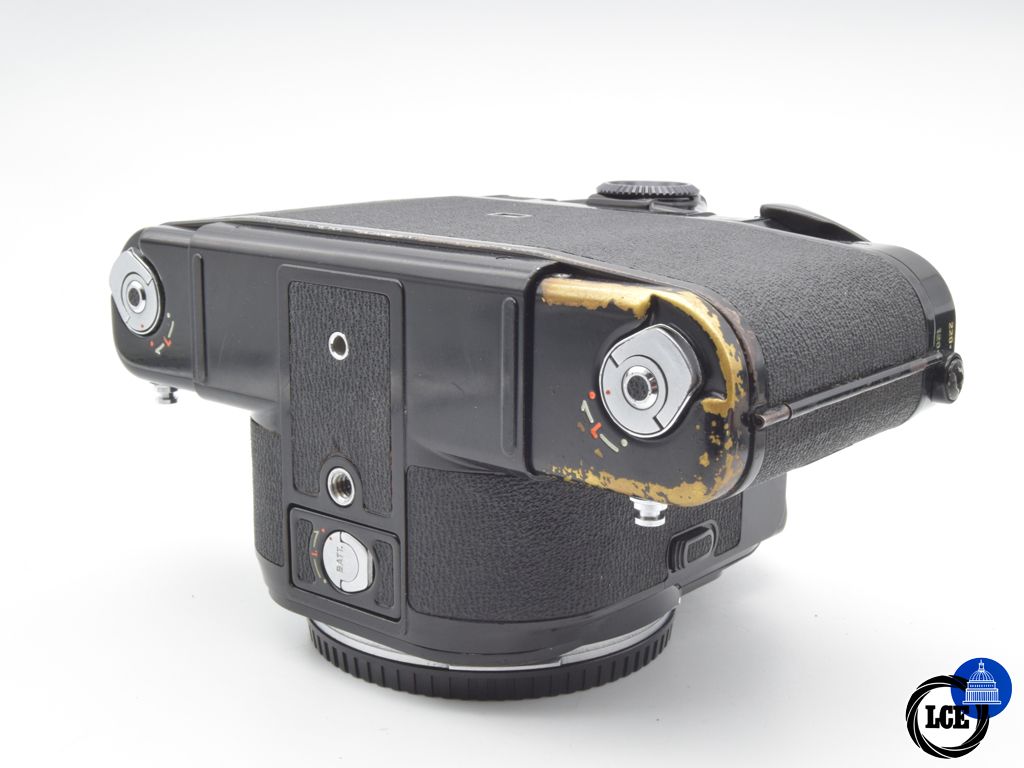 Pentax 6x7 Body + Plain Prism Head (older camera version)