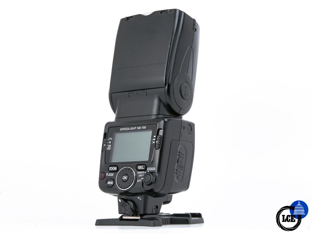 Nikon Speedlight SB-700