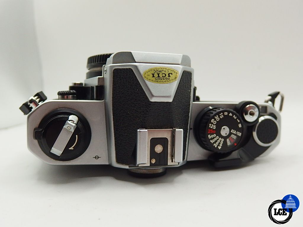 Nikon FM2N body