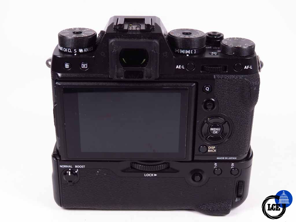 FujiFilm X-T2 with VPB-XT2