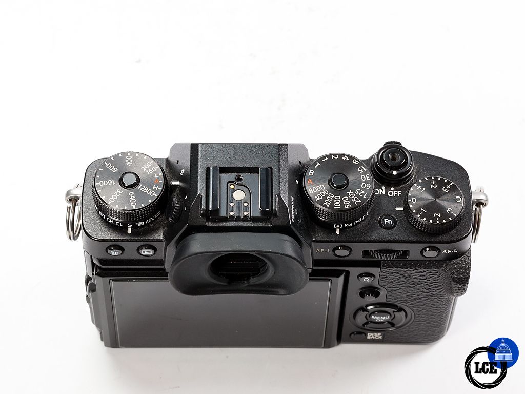 FujiFilm X-T3 Black *2K shutter* *Boxed* | 1277248