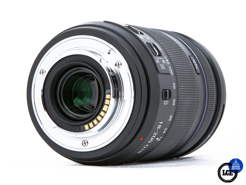 Samsung 18-200mm f3.5-6.3 ED OIS 