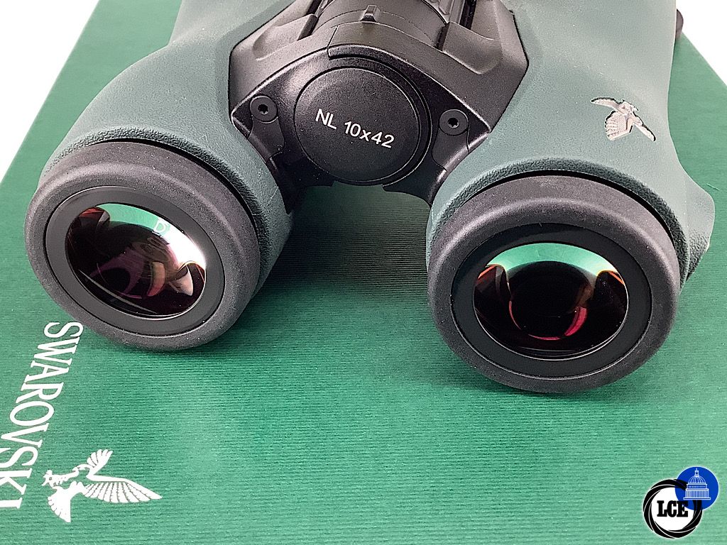 Swarovski NL PURE 10x42