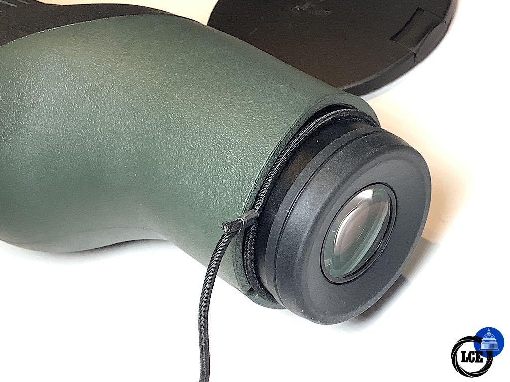 Swarovski STX 30-70x95mm with Stay on case