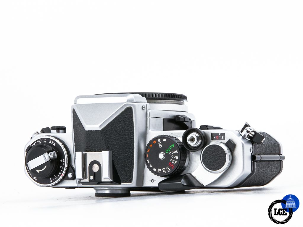 Nikon FE Body