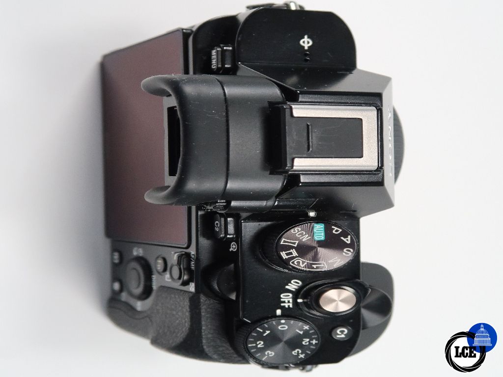 Sony A7