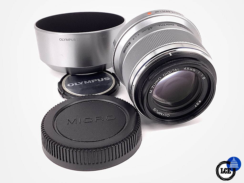 Olympus 45mm F1.8 M.ZUIKO Silver