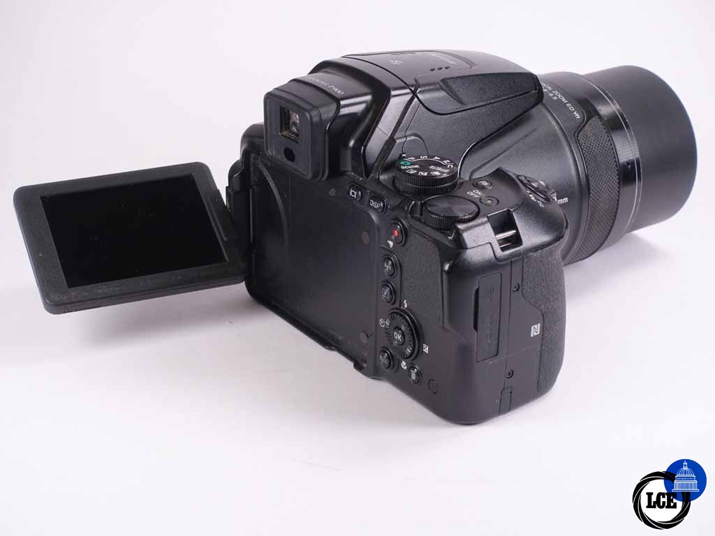 Nikon Coolpix P900