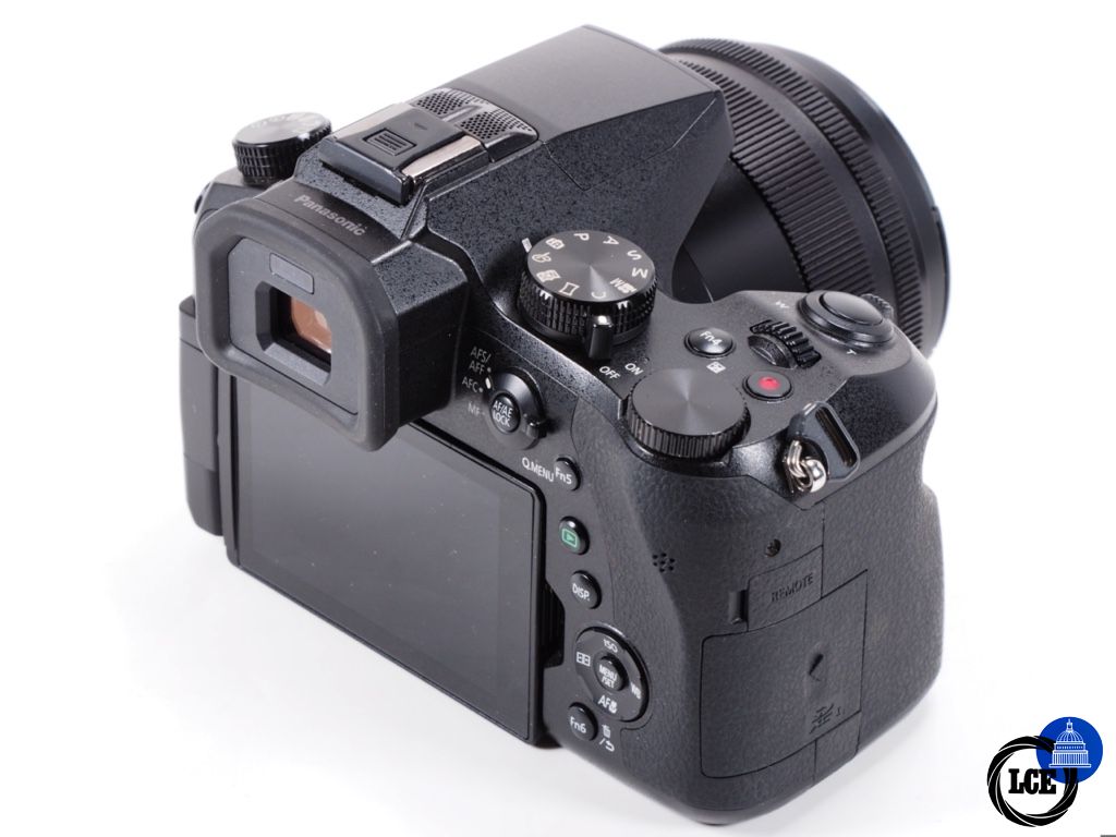 Panasonic FZ2000