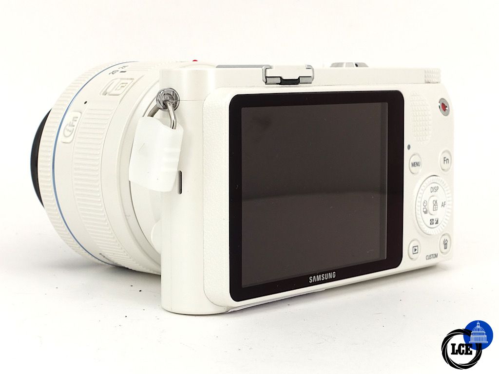 Samsung NX1000 + 20-50mm II - White | 4*
