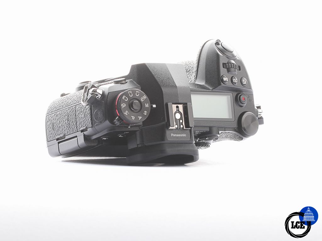 Panasonic  Lumix G9 Body [4*] | 10114850