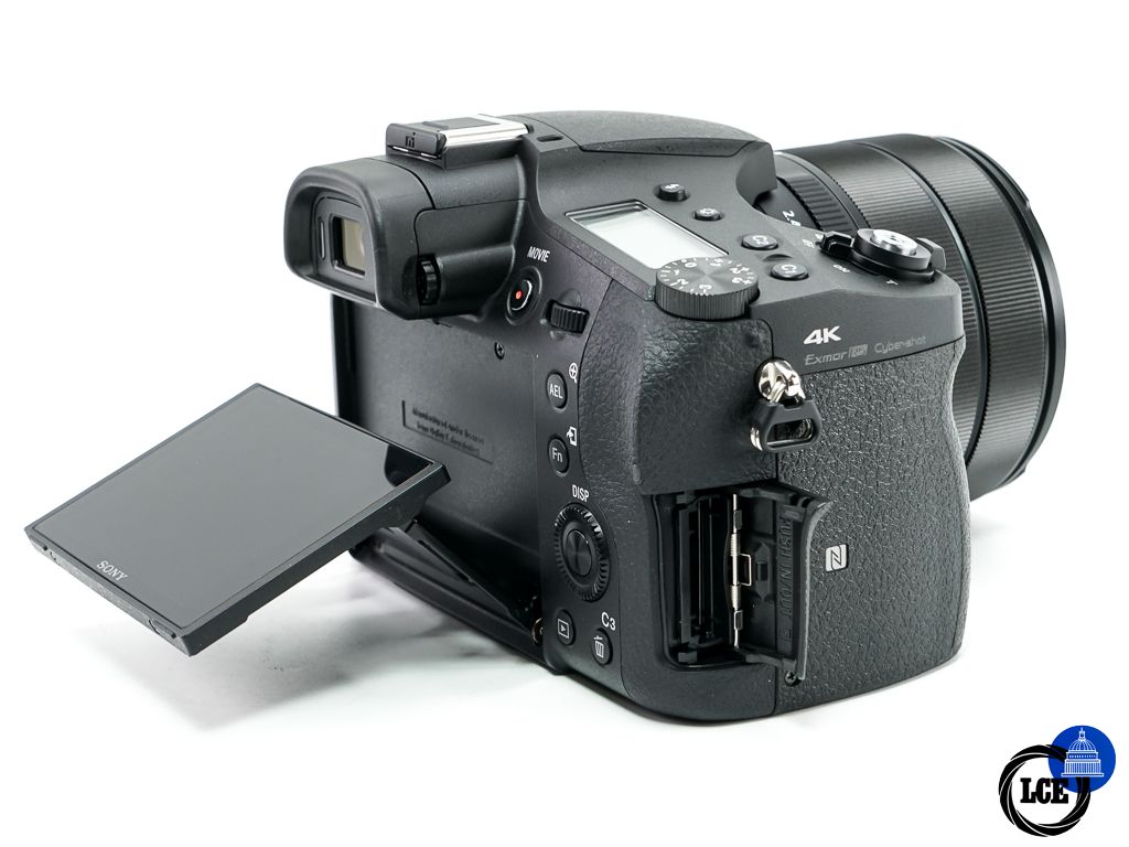 Sony RX10 III 