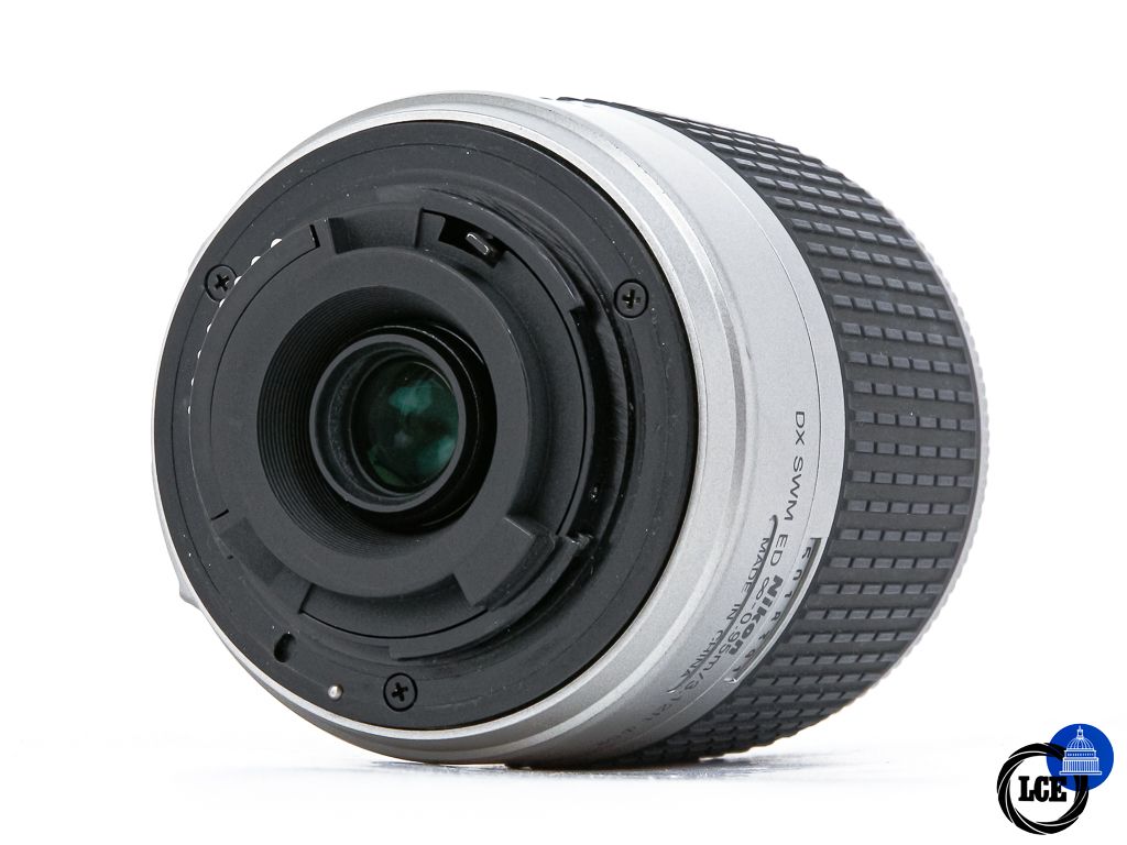 Nikon AF-S 55-200mm f4.5-5.6 G ED DX