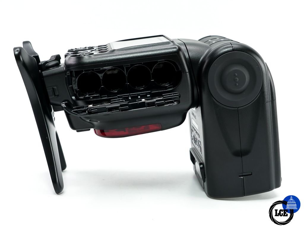 Nikon SB-910 