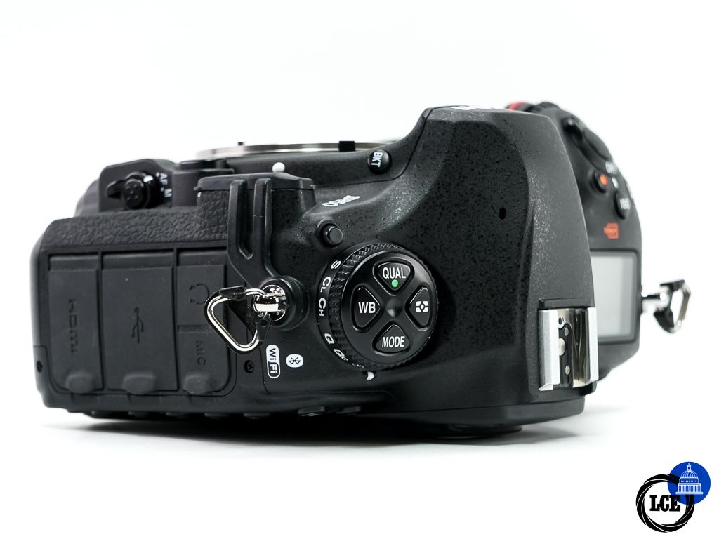 Nikon D850 Body * BOXED / SHUTTER COUNT 17.4K *