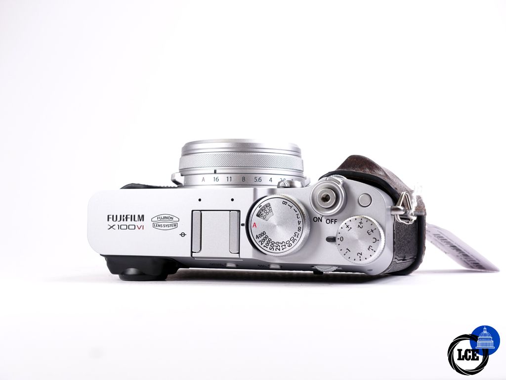 FujiFilm X100 VI Silver 