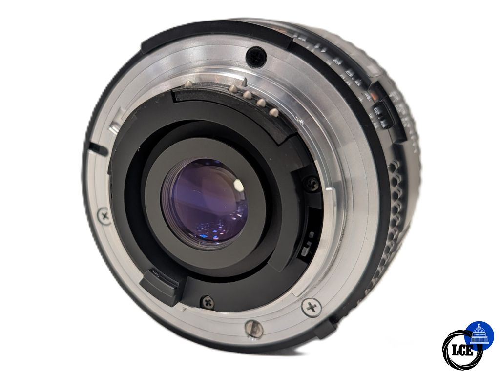 Nikon AF 28mm F2.8 