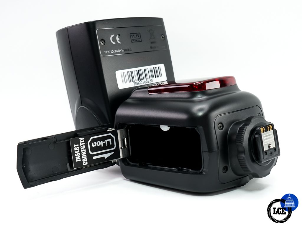 Godox V860 II * BOXED *