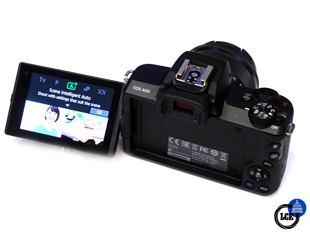 Canon M50 + 15-45mm