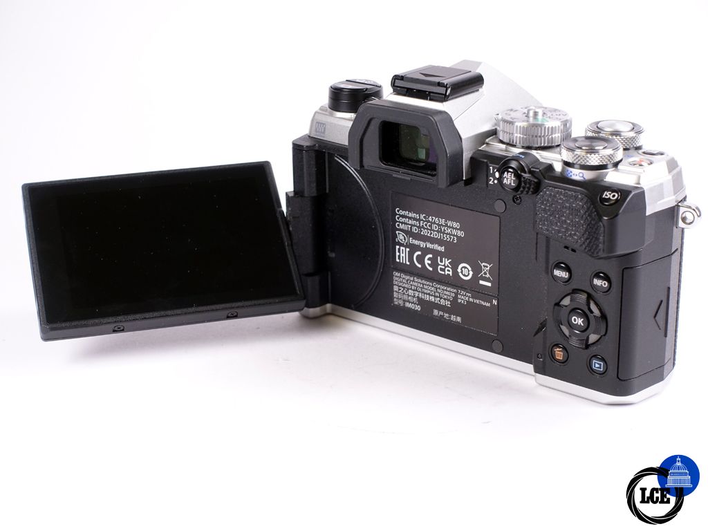 Olympus OM-5