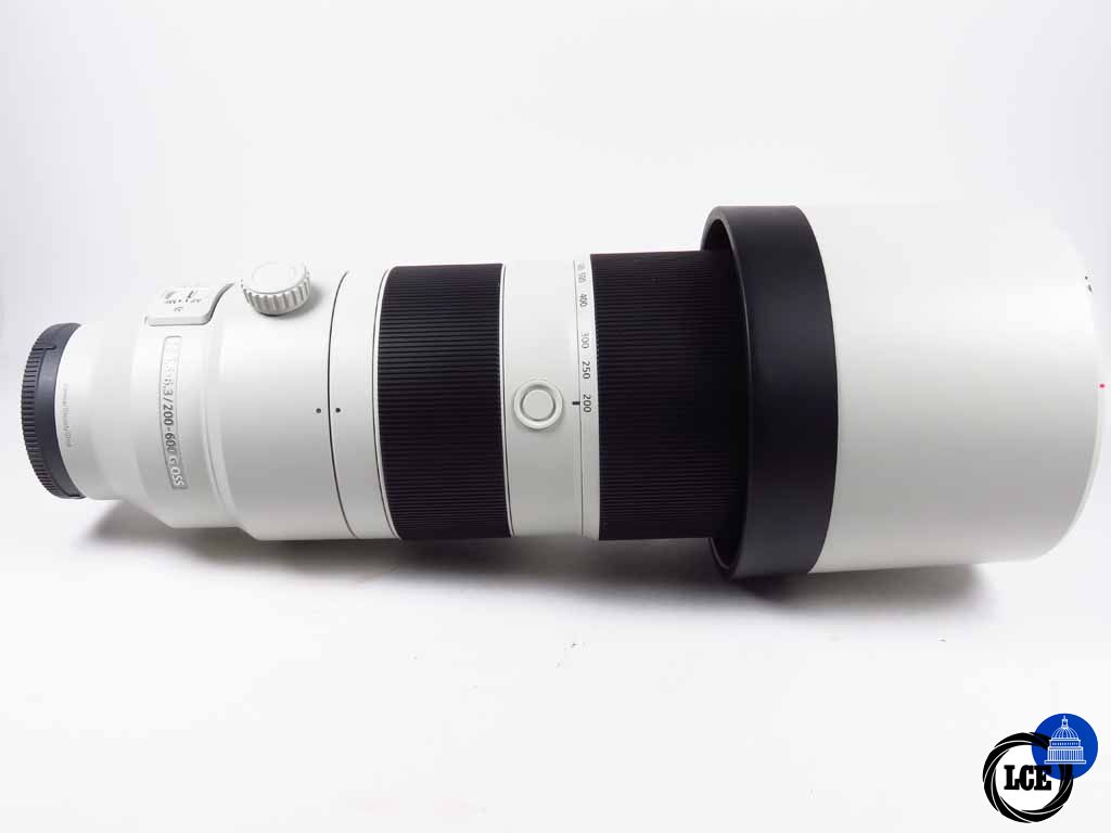 Sony FE 200-600mm f5.6-6.3 OSS