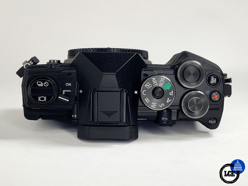 OM SYSTEM OM-5 (Shutter Count 1,100)