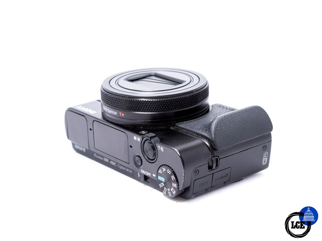 Sony Cyber-Shot RX100 VI + AG-R2 Grip *Boxed*