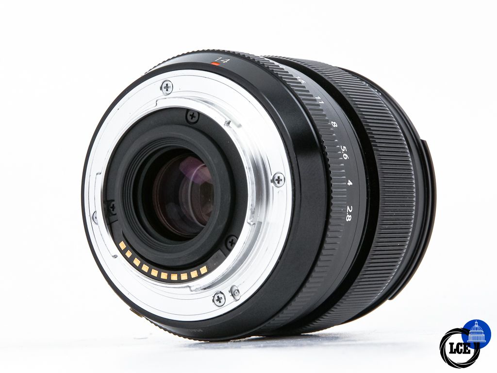FujiFilm XF 14mm f2.8 R