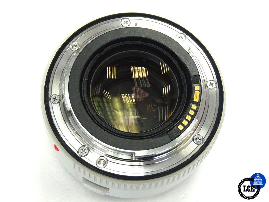 Canon EF 1.4x iii (fungus)