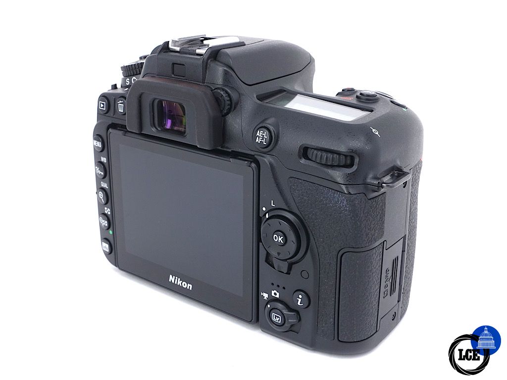 Nikon D7500 Body | 4*