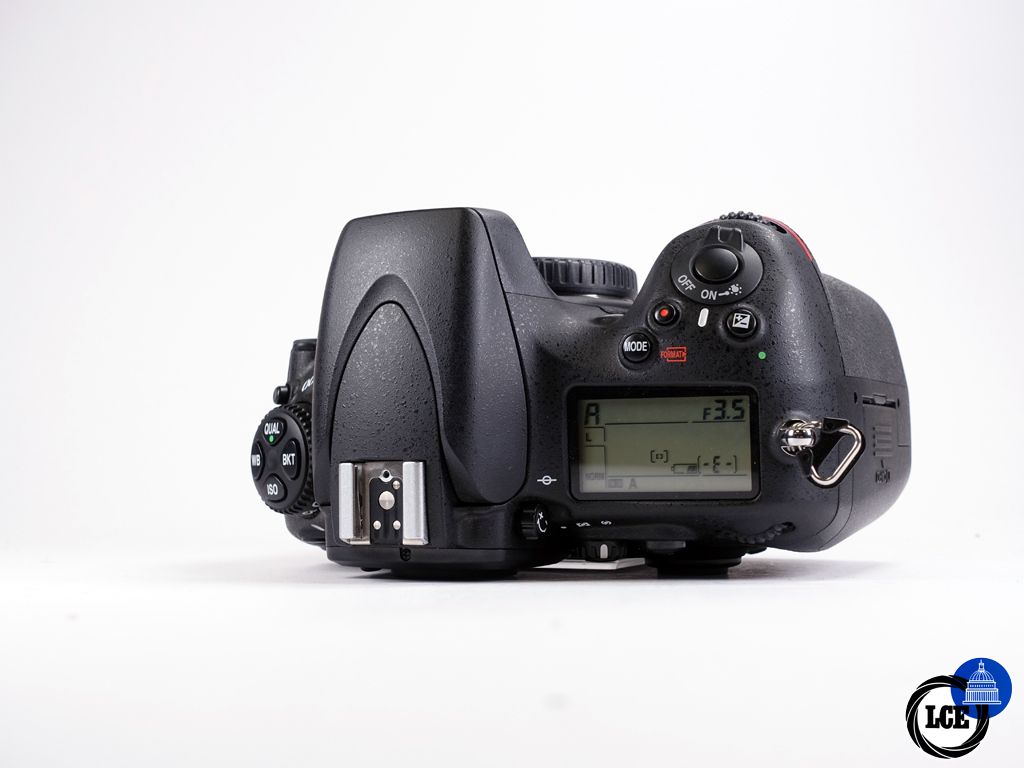 Nikon D800 *Please read 