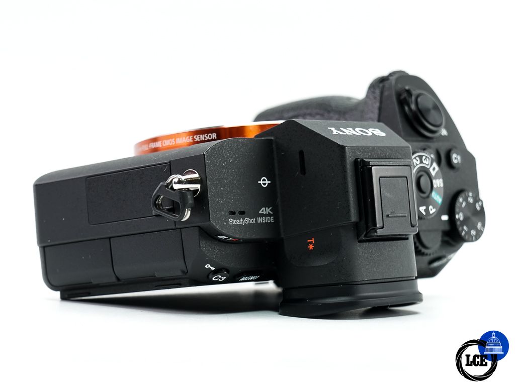 Sony A7R III Body  ** Low Shutter Count **