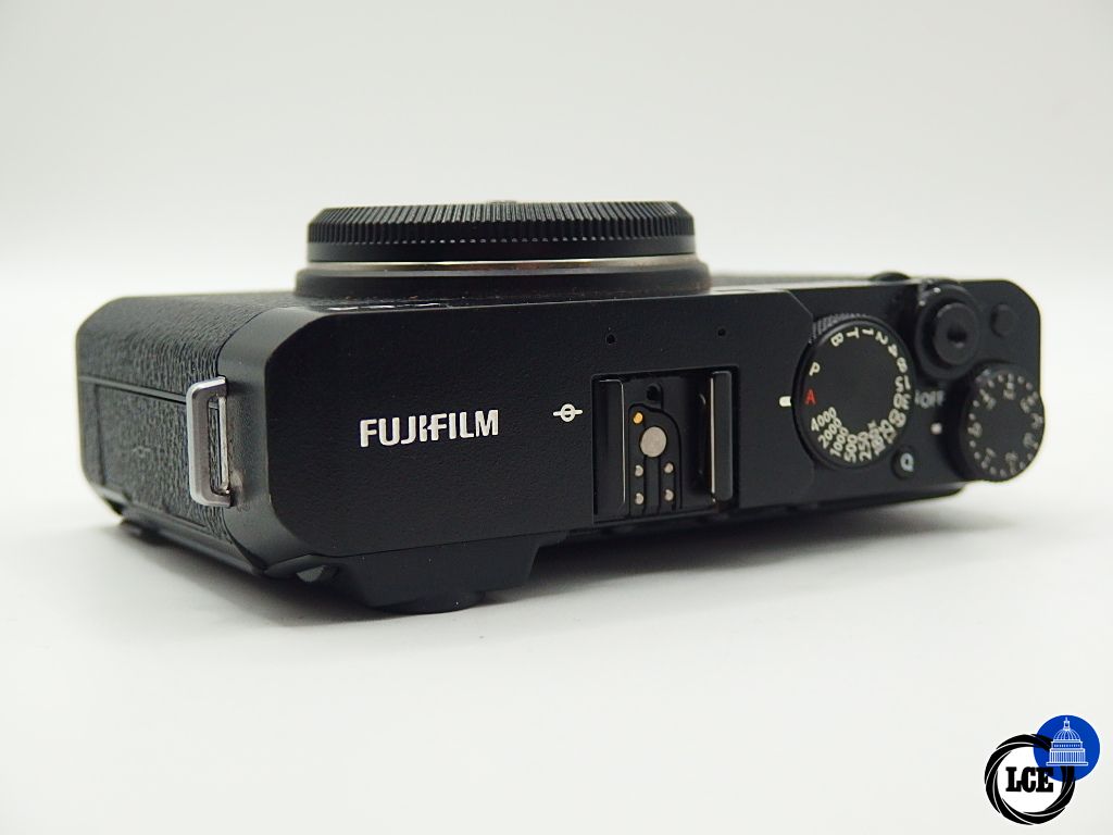 FujiFilm X-E4 Black body