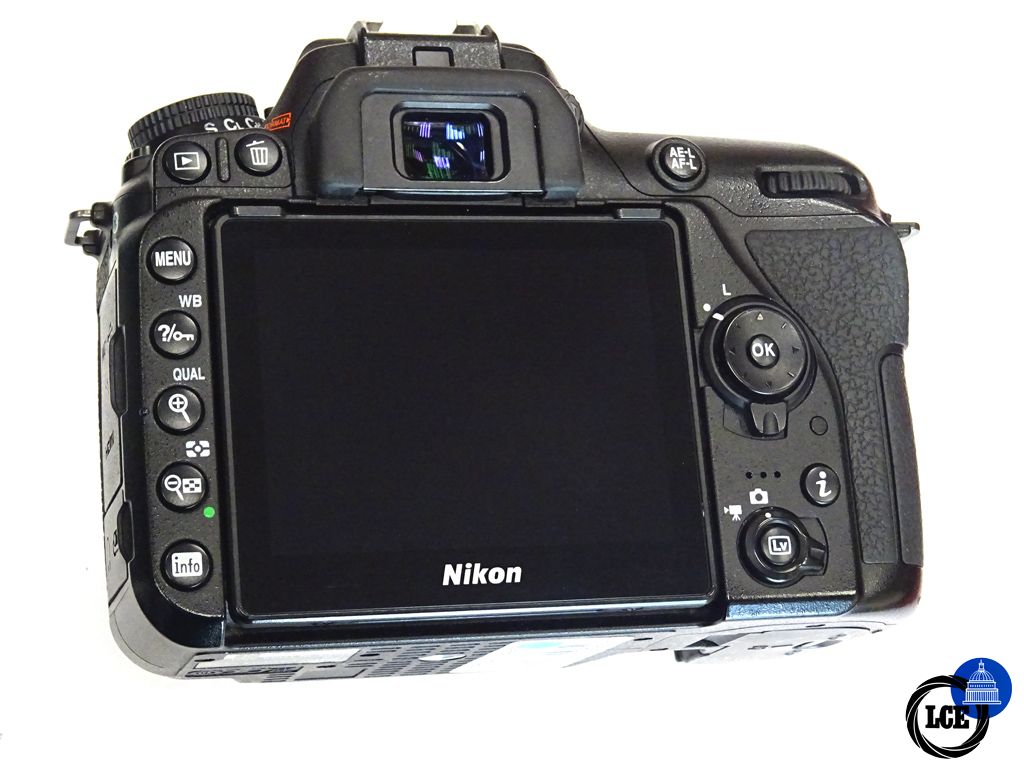 Nikon D7500 + 50mm f1.8 Kit 