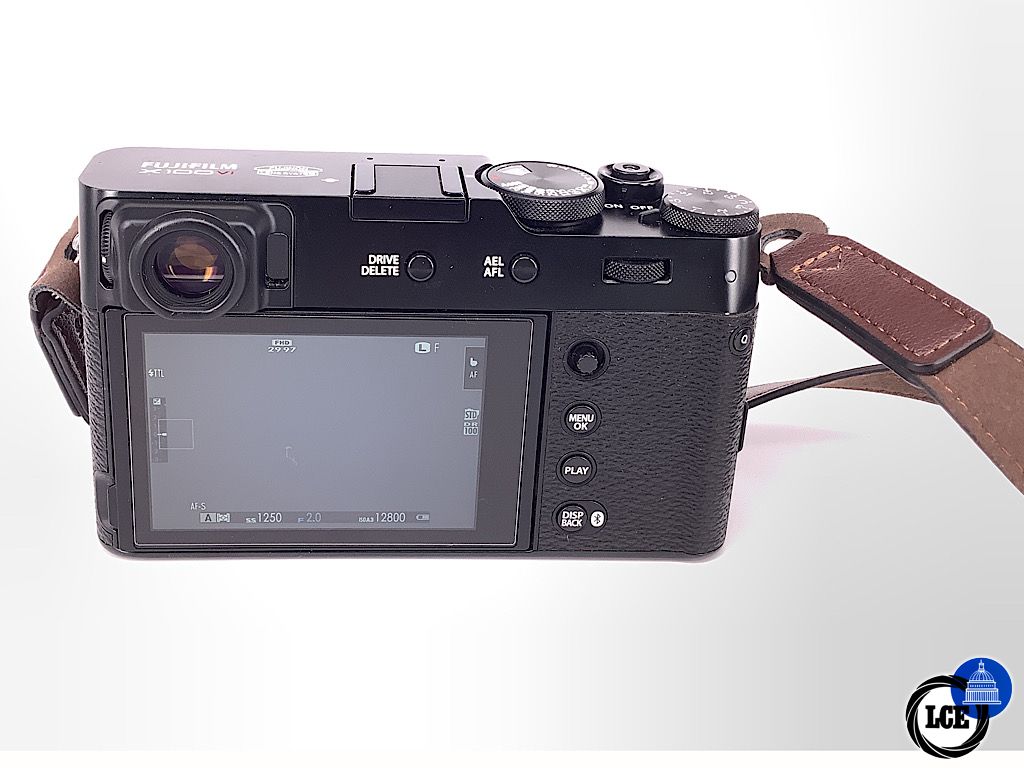 FujiFilm X100VI Black