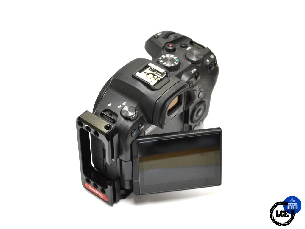 Canon EOS R6 Body *UNDER 8000 ACTUATIONS!*
