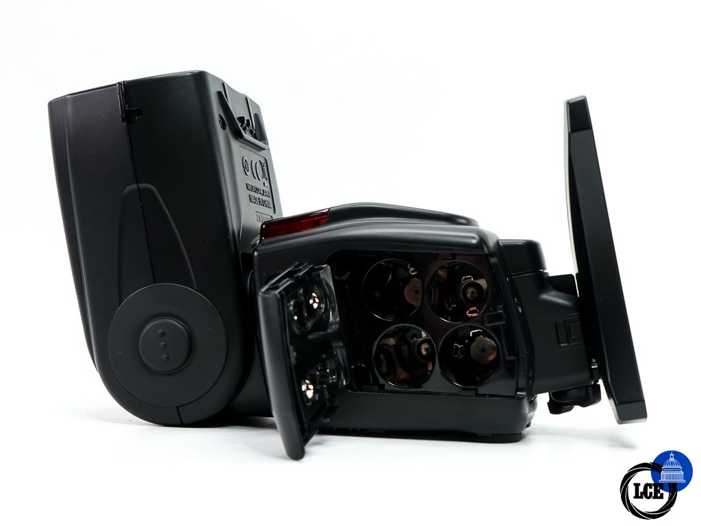 Nikon Speedlight SB-700