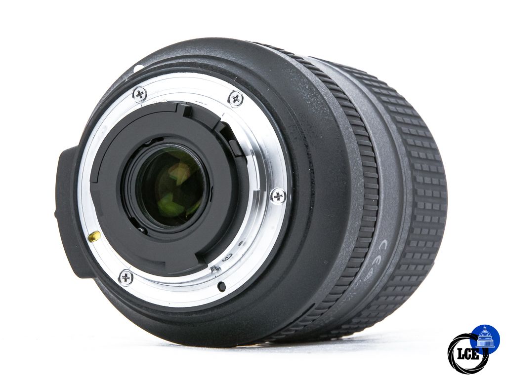 Nikon AF-S 18-300mm f3.5-6.3 G ED VR DX