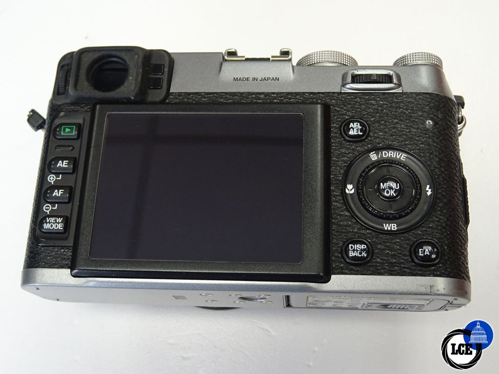 FujiFilm X100 