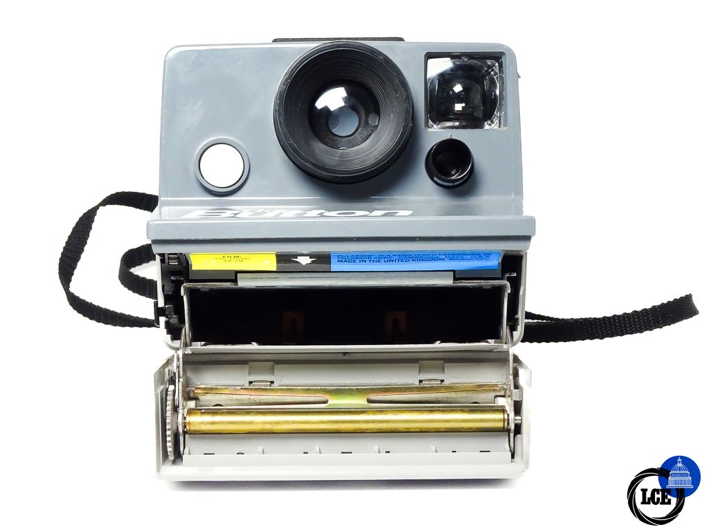 Polaroid The Button
