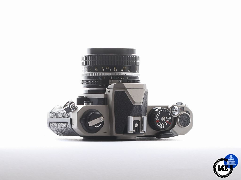Nikon FM2/T + 50mm f/1.8 [4*] | 10115181