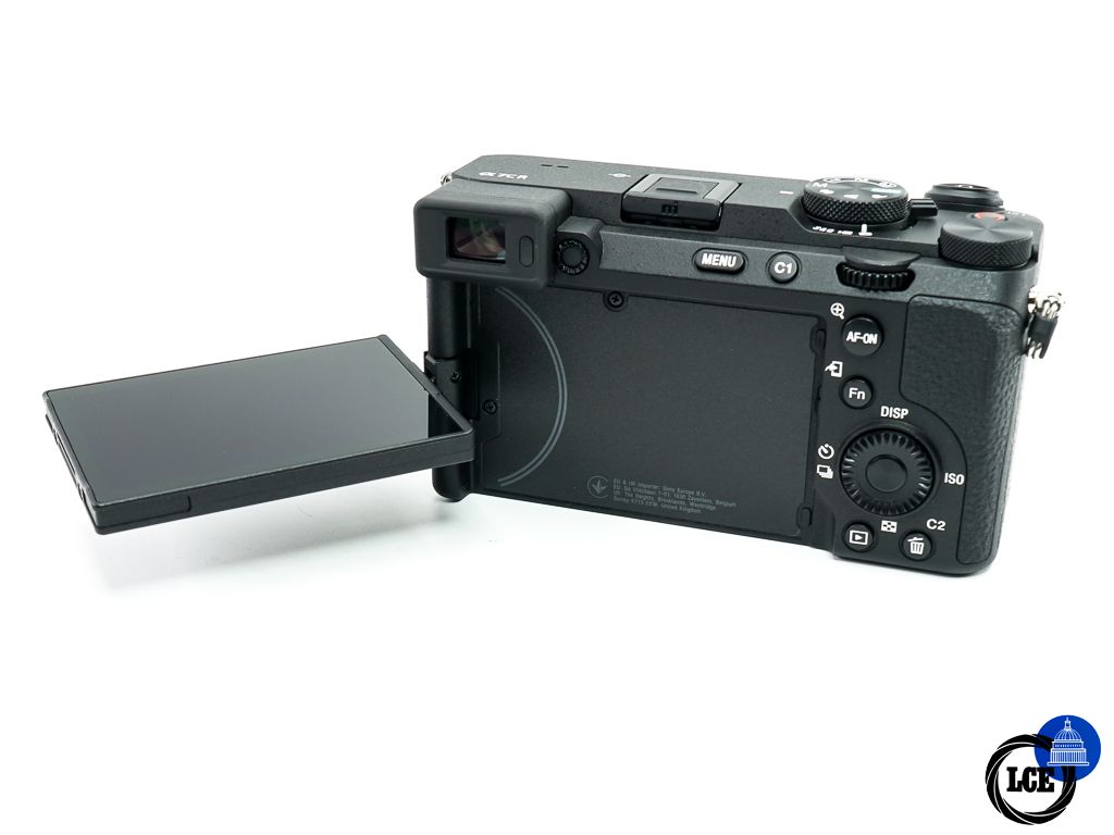 Sony A7CR Body * LIKE NEW / SHUTTER COUNT ONLY 176 *